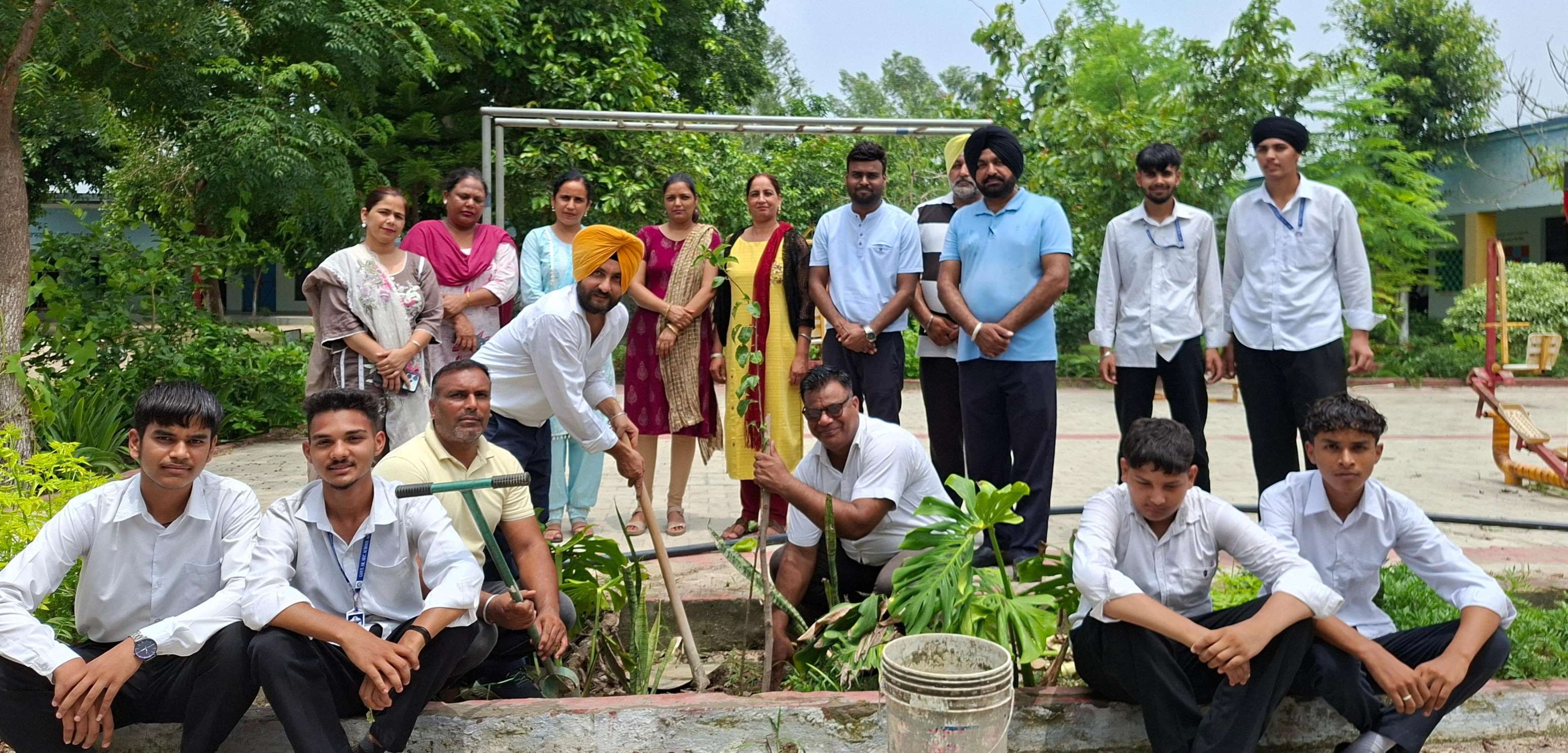 Ek Ped Maa Ke Naam' Campaign: Shade-Giving and Fruit-Bearing Plants Planted at School